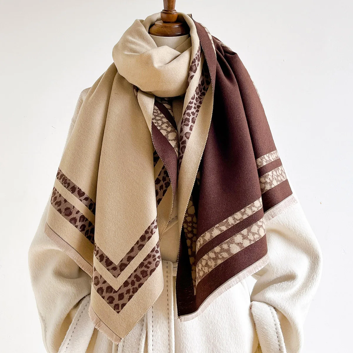 Winter Reversible Warm Large S - огляд і ціна Cashmere Scarf