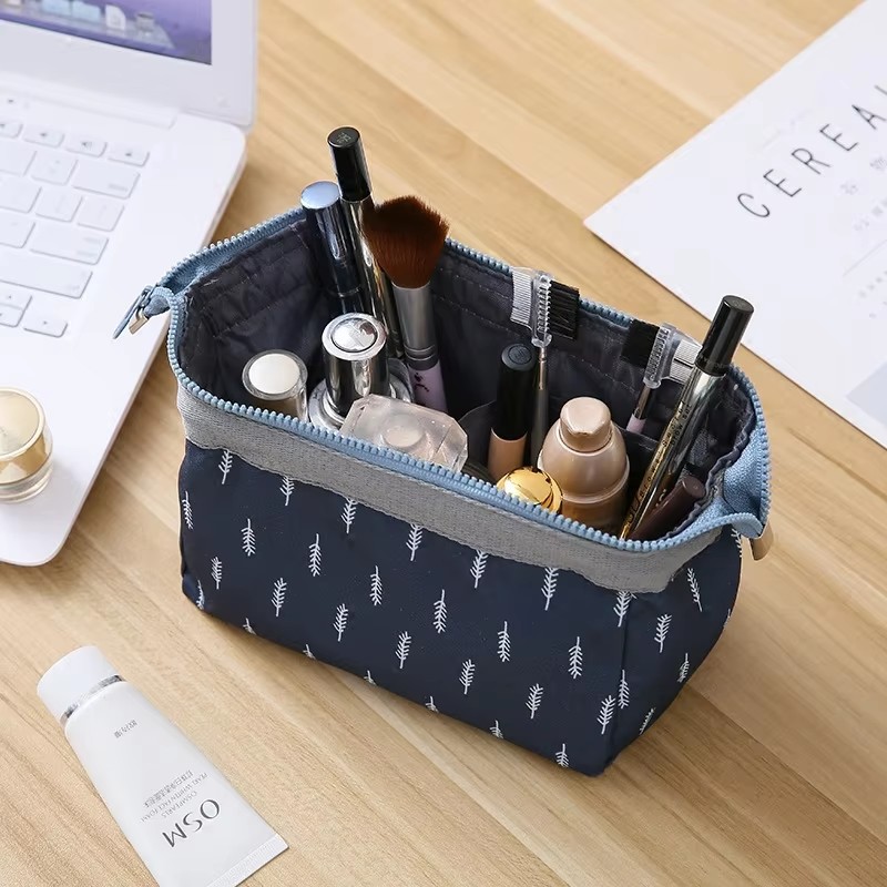 New Fashion Cosmetic Bag Women - огляд і ціна Travel Luggage Set