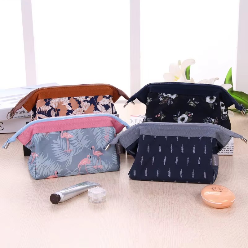 New Fashion Cosmetic Bag Women - огляд і ціна Travel Luggage Set